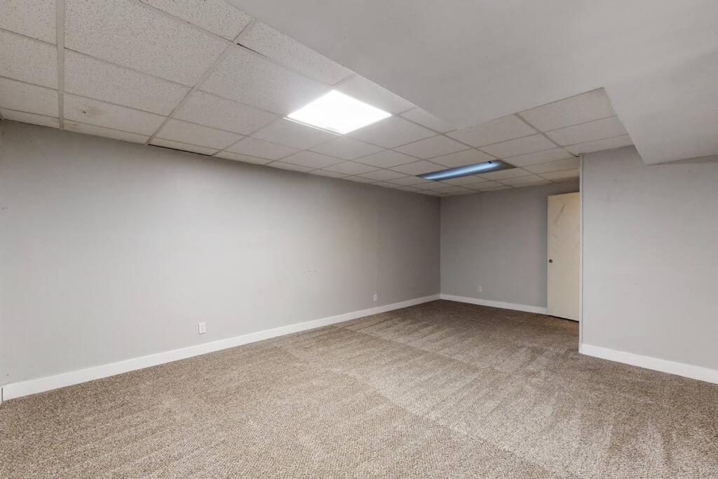 Large Remodeled Home With 5 Bedrooms 4 King Bed Centennial Eksteriør bilde